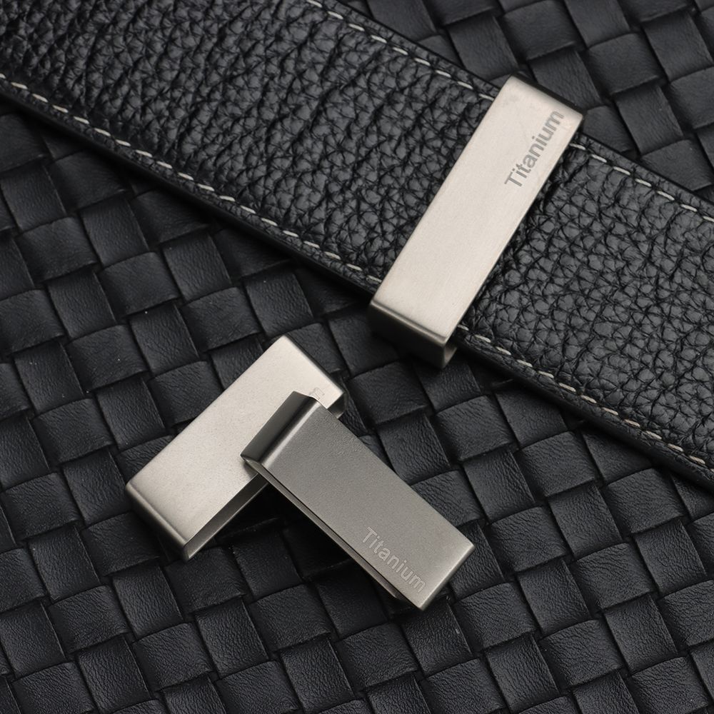 حلقة حزام من التيتانيوم على شك - مراجعة D Ring Strap وسعره